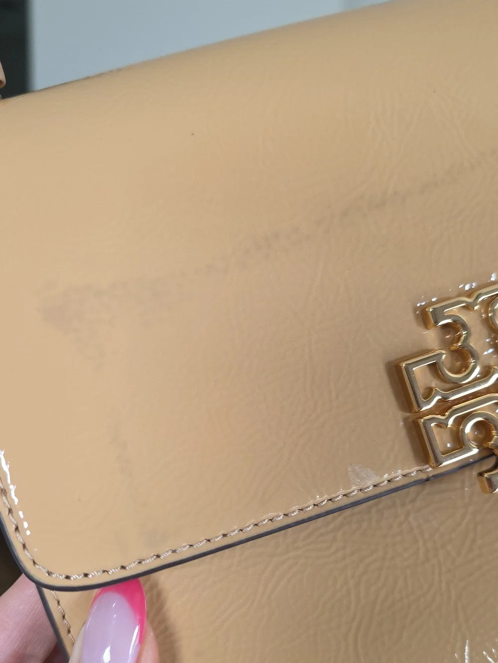 Tory Burch Patent Leather Crossbody in Camel/Tan with Gold Hardware